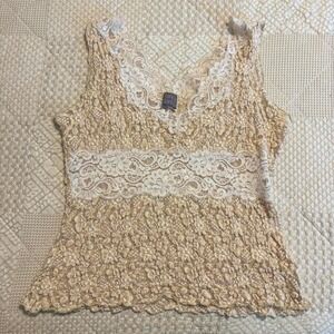 90s Hanky Panky cream lace tank top